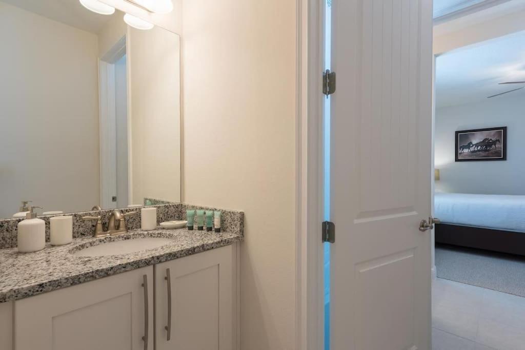 8 Bedroom Encore Home With Private Pool オーランド エクステリア 写真