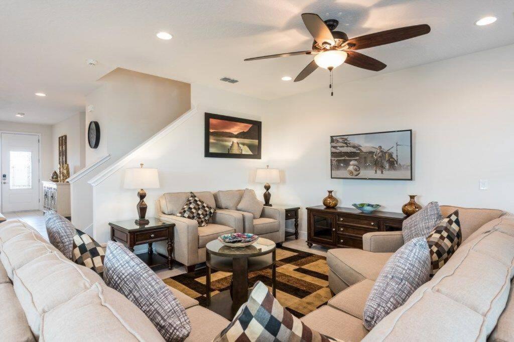 8 Bedroom Encore Home With Private Pool オーランド エクステリア 写真