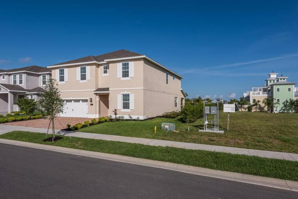 8 Bedroom Encore Home With Private Pool オーランド エクステリア 写真